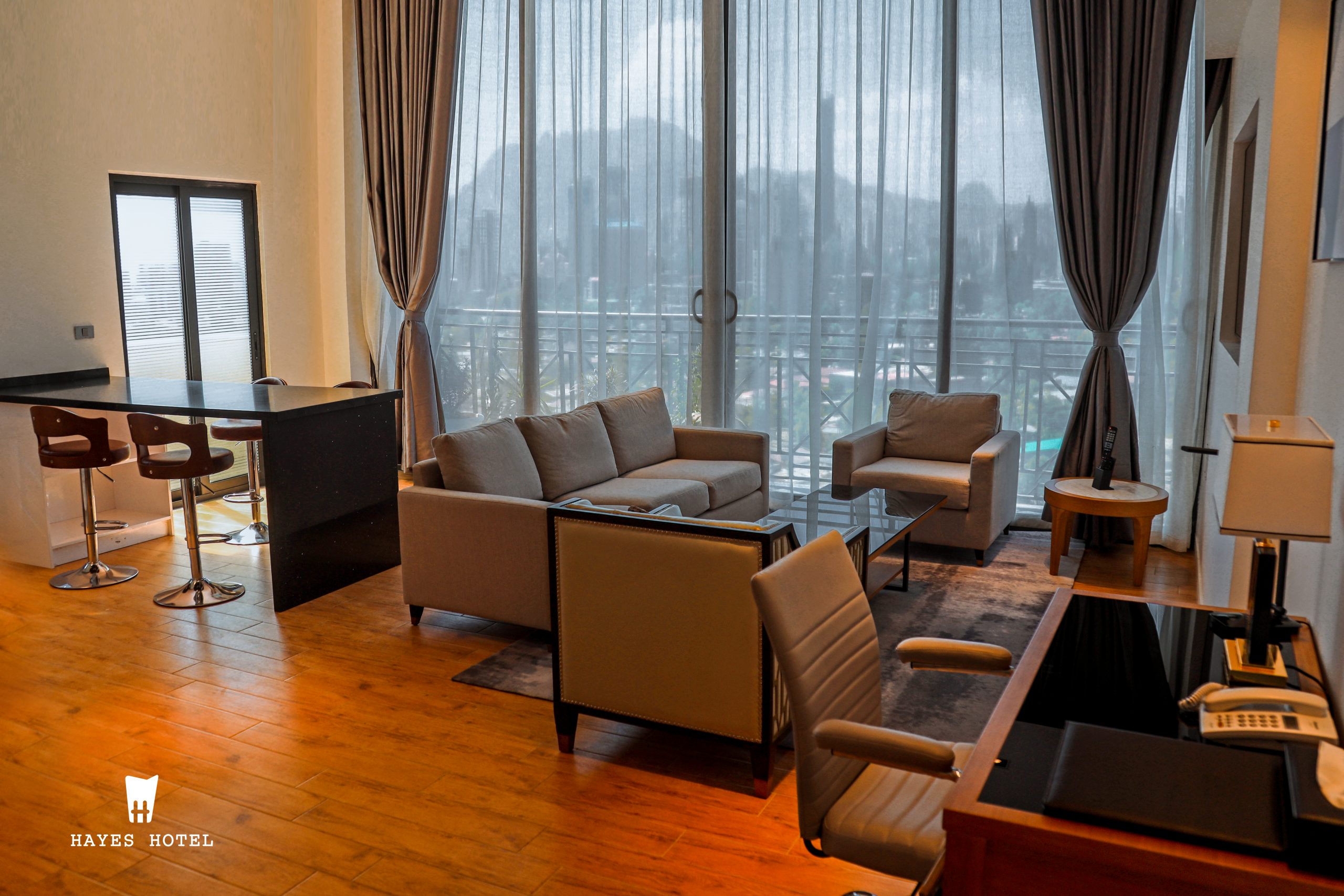 Luxury Suite